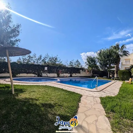 Holiday home Traditional 3 Bed Quad House Playa Flamenca Pf5 Orihuela